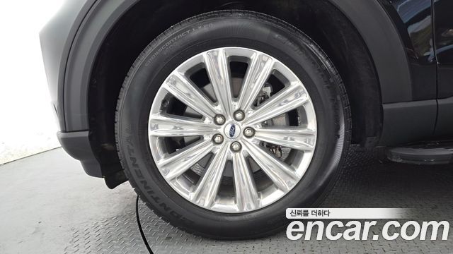 Ford Explorer 2022 — photo 5
