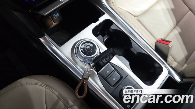 Ford Explorer 2022 — photo 9
