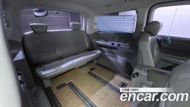 Hyundai Starex 2014 — photo 1