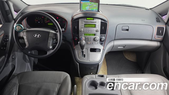 Hyundai Starex 2014 — photo 7