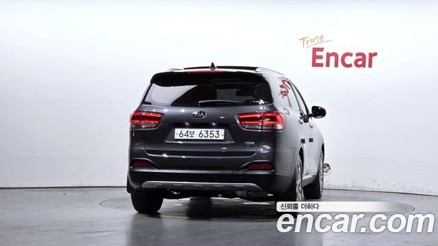 Kia Sorento 2015 — photo 4