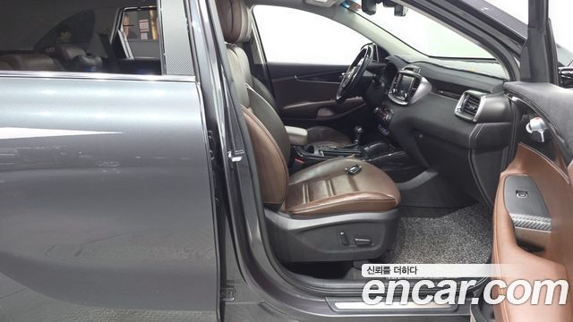Kia Sorento 2015 — photo 16