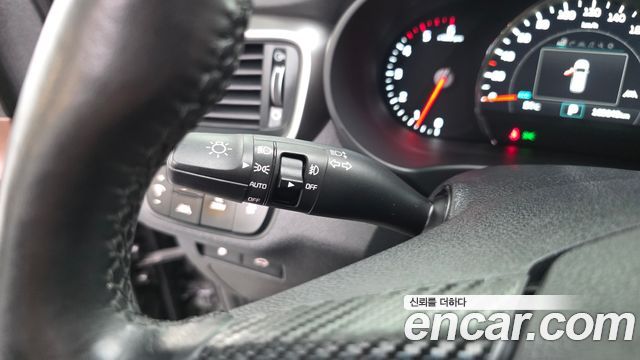 Kia Sorento 2015 — photo 33