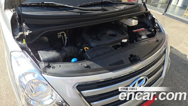 Hyundai Starex 2017 — photo 6
