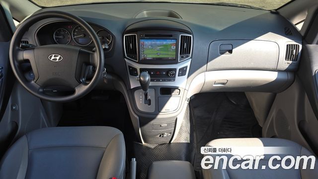 Hyundai Starex 2017 — photo 7