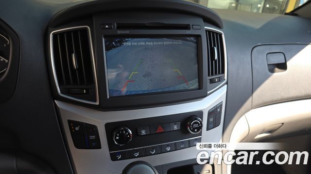 Hyundai Starex 2017 — photo 14