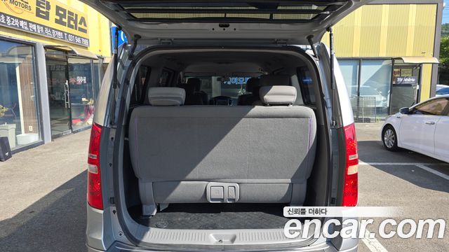 Hyundai Starex 2017 — photo 17