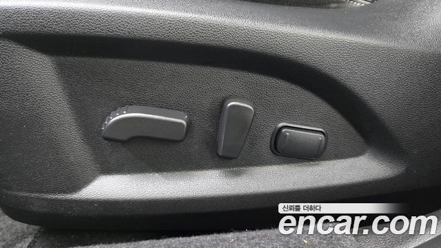 Renault Korea QM6 2021 — photo 31