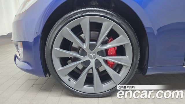 Tesla Model S 2019 — photo 5