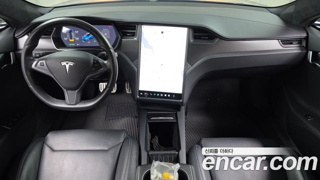Tesla Model S 2019 — photo 10