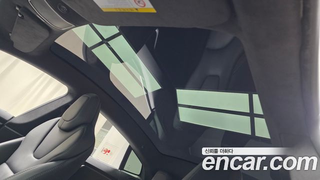 Tesla Model S 2019 — photo 22