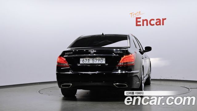 Hyundai Equus 2012 — photo 4