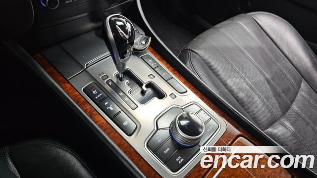 Hyundai Equus 2012 — photo 9