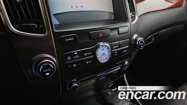 Hyundai Equus 2012 — photo 17