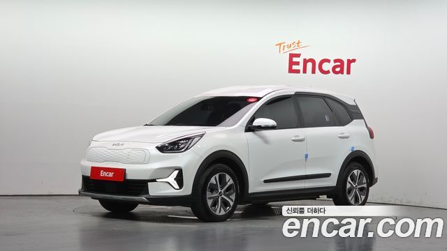 Kia Niro 2024 — photo 1