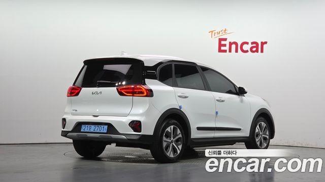 Kia Niro 2024 — photo 2