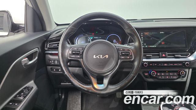 Kia Niro 2024 — photo 20