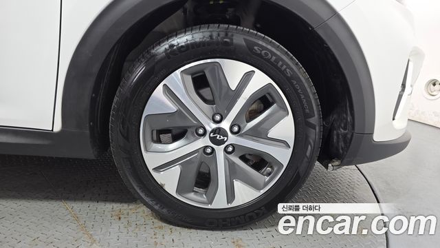 Kia Niro 2024 — photo 7