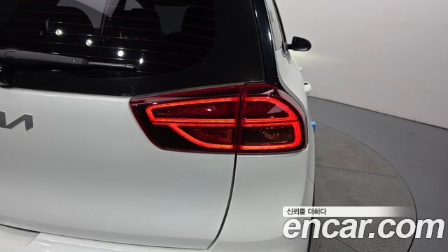 Kia Niro 2024 — photo 9