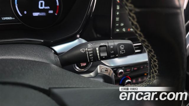 Kia Niro 2024 — photo 29