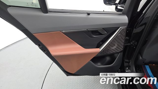 BMW 5-Series 2026 — photo 15