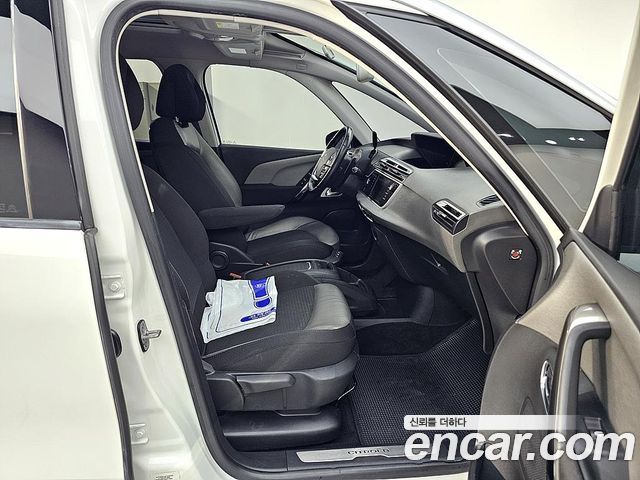Citroën / DS C4 SpaceTourer 2019 — photo 11