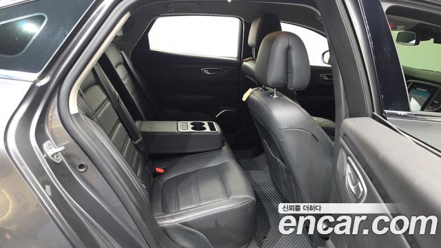 Renault Korea SM6 2021 — photo 18