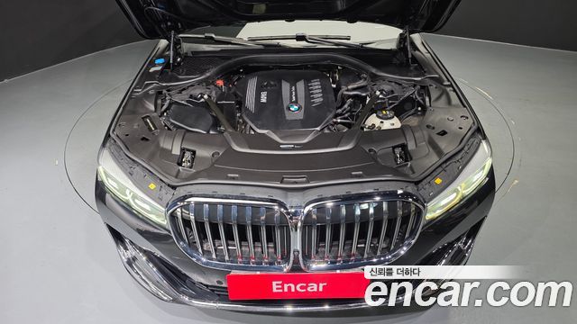 BMW 7-Series 2020 — photo 6