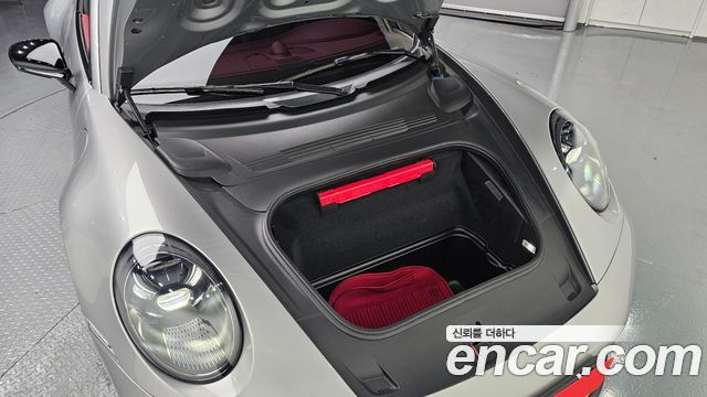 Porsche 911 2023 — photo 6