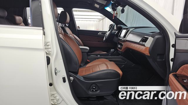 KG Mobility Rexton 2018 — photo 17