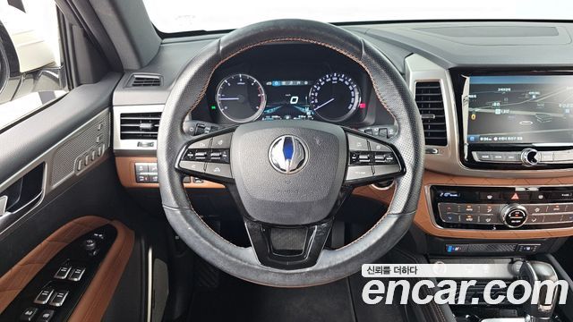 KG Mobility Rexton 2018 — photo 19