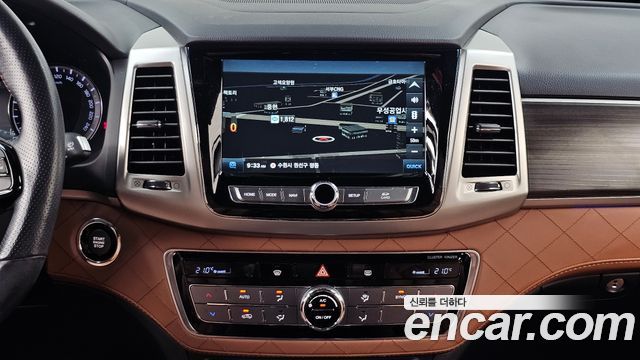 KG Mobility Rexton 2018 — photo 20