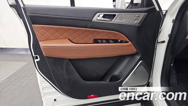 KG Mobility Rexton 2018 — photo 14