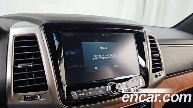 KG Mobility Rexton 2018 — photo 34