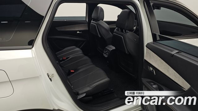 Peugeot 5008 2022 — photo 18