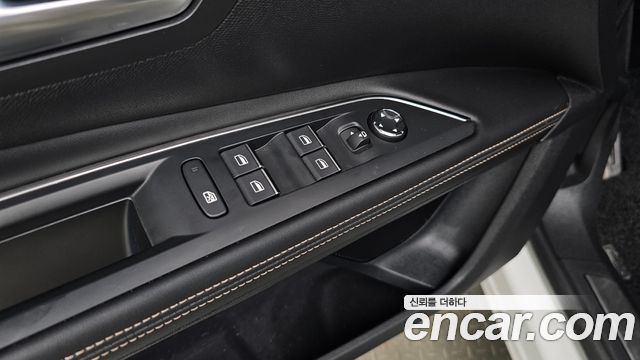 Peugeot 5008 2022 — photo 24