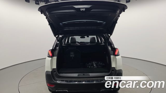 Peugeot 5008 2022 — photo 26