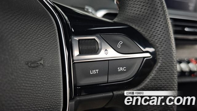 Peugeot 5008 2022 — photo 32