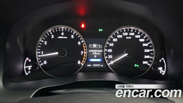 Lexus ES 2015 — photo 8