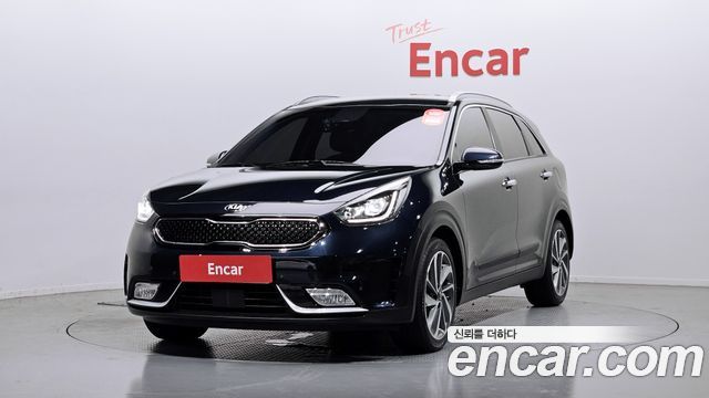 Kia Niro 2018 — photo 1