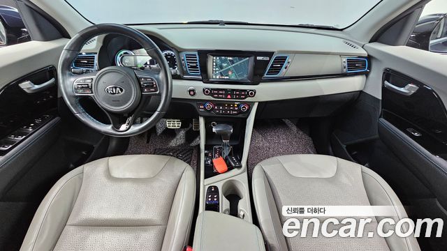 Kia Niro 2018 — photo 10