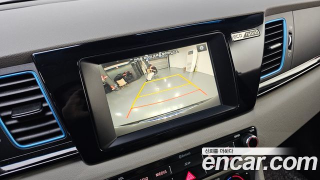 Kia Niro 2018 — photo 19
