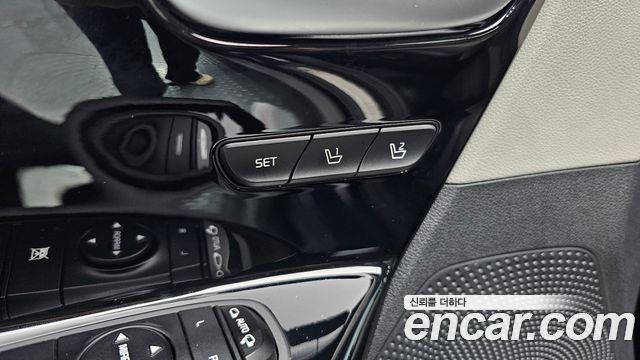 Kia Niro 2018 — photo 20