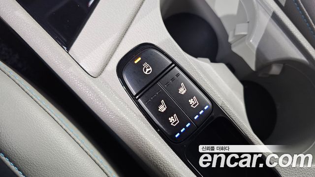 Kia Niro 2018 — photo 21
