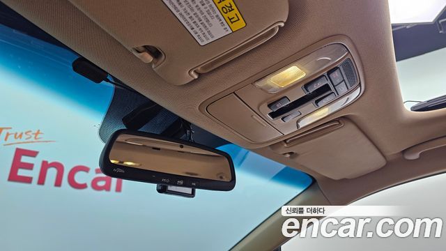 Kia Canival 2016 — photo 26