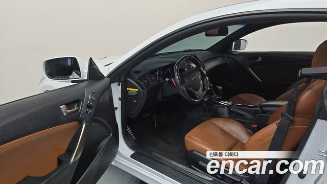 Hyundai Genesis 2015 — photo 13