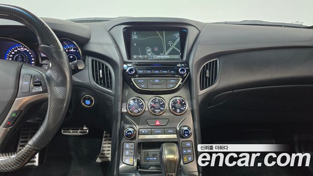 Hyundai Genesis 2015 — photo 19