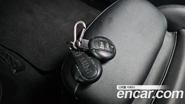 Mini Cooper 2014 — photo 15