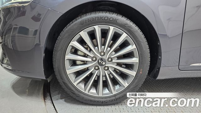 Kia K7 2017 — photo 5