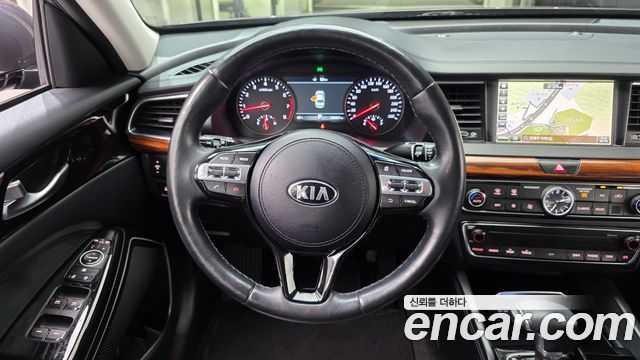 Kia K7 2017 — photo 13